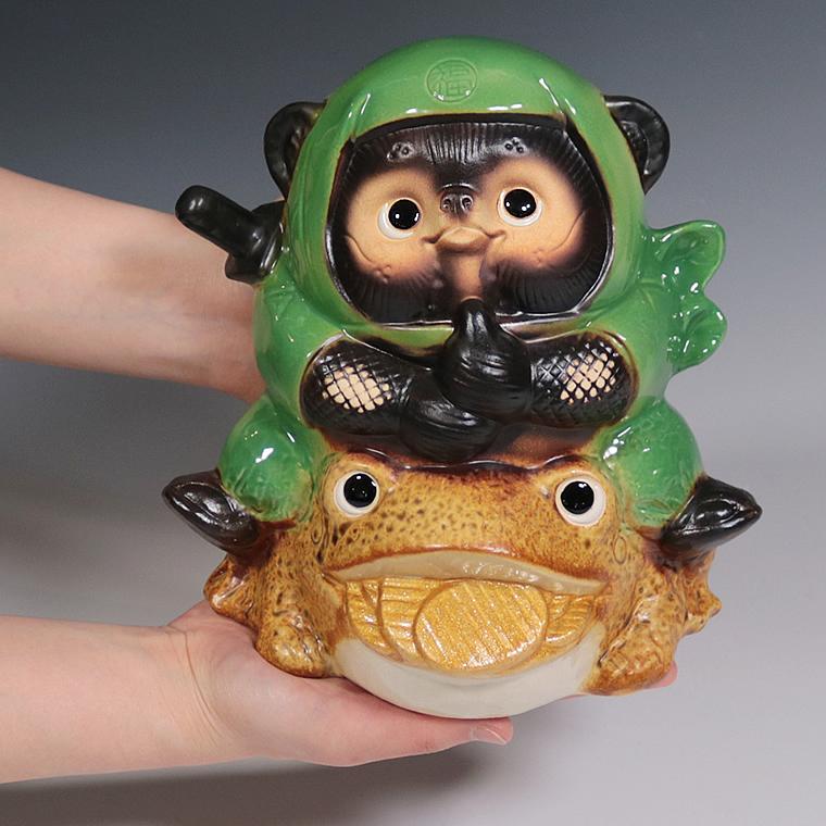 信楽焼 たぬき 忍者 ジライヤ 蛙に乗ったタヌキ 小判 置物 可愛い 狸