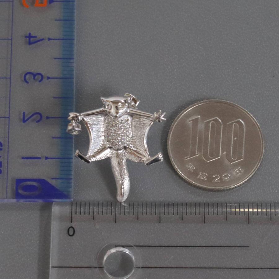 K18WGダイヤモンドピンブローチ モモンガモチーフ D0.20 4.8g ホワイト