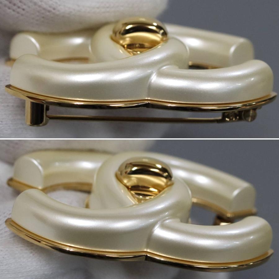 CHANEL（シャネル） ココマーク フェイクシェル ターンロック ブローチ