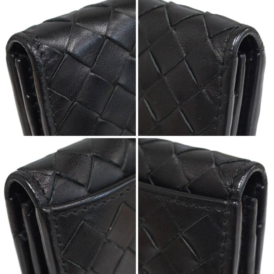 BOTTEGA VENETA（ボッテガ・ヴェネタ） イントレチャート 二つ折り長