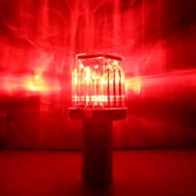 ソーラー式LED保安灯 ヘキサゴンRG【工事灯・注意喚起・高輝度LED・赤