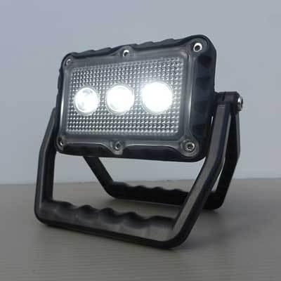 熱田資材 LED投光器 ミニ充電式サンダービーム【WING ACE・LED-J9・9W
