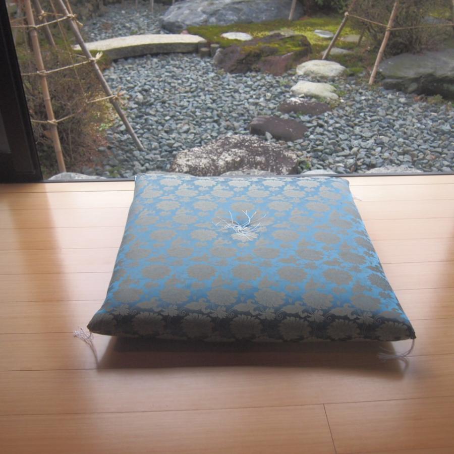 新緞子蓮華 紺 御前座布団 67×68cm 送料無料 お客さん 仏壇 仏前