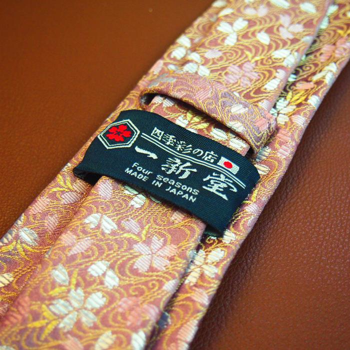 高級金襴布の ネクタイ 和柄 一本一本 ハンドメイド 日本製 （紫桜