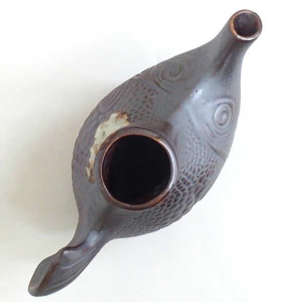 徳利 鉄釉魚型徳利 酒器 陶器 日本酒 おしゃれ 業務用 美濃焼 25d34235