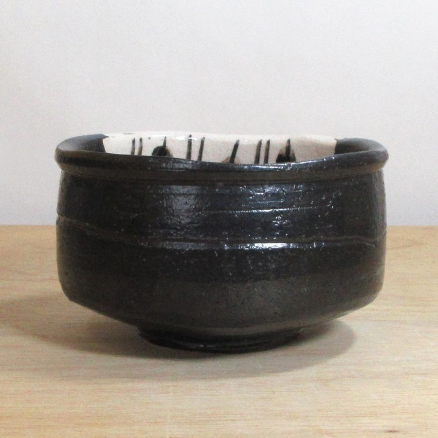 抹茶茶碗 黒織部抹茶碗 美濃焼 陶器 土物 25d41004-100 : 四季彩-陶器