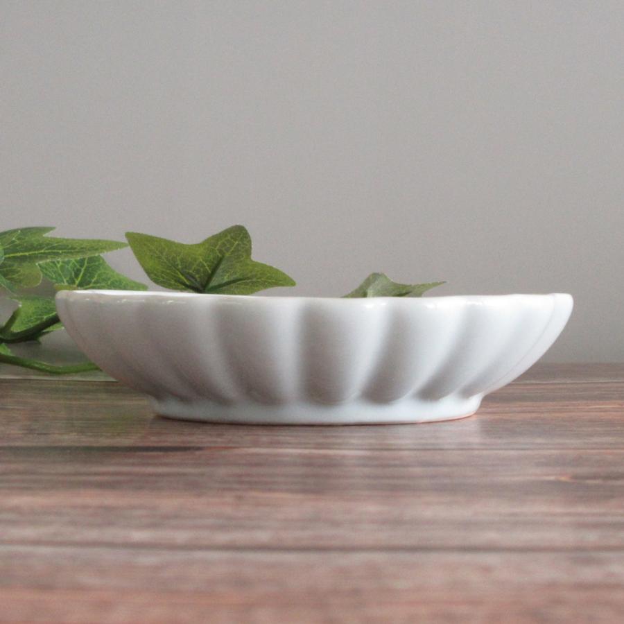 小鉢 青磁菊型皿 おしゃれ 和食器 業務用 22d15329-189 : 四季彩-陶器