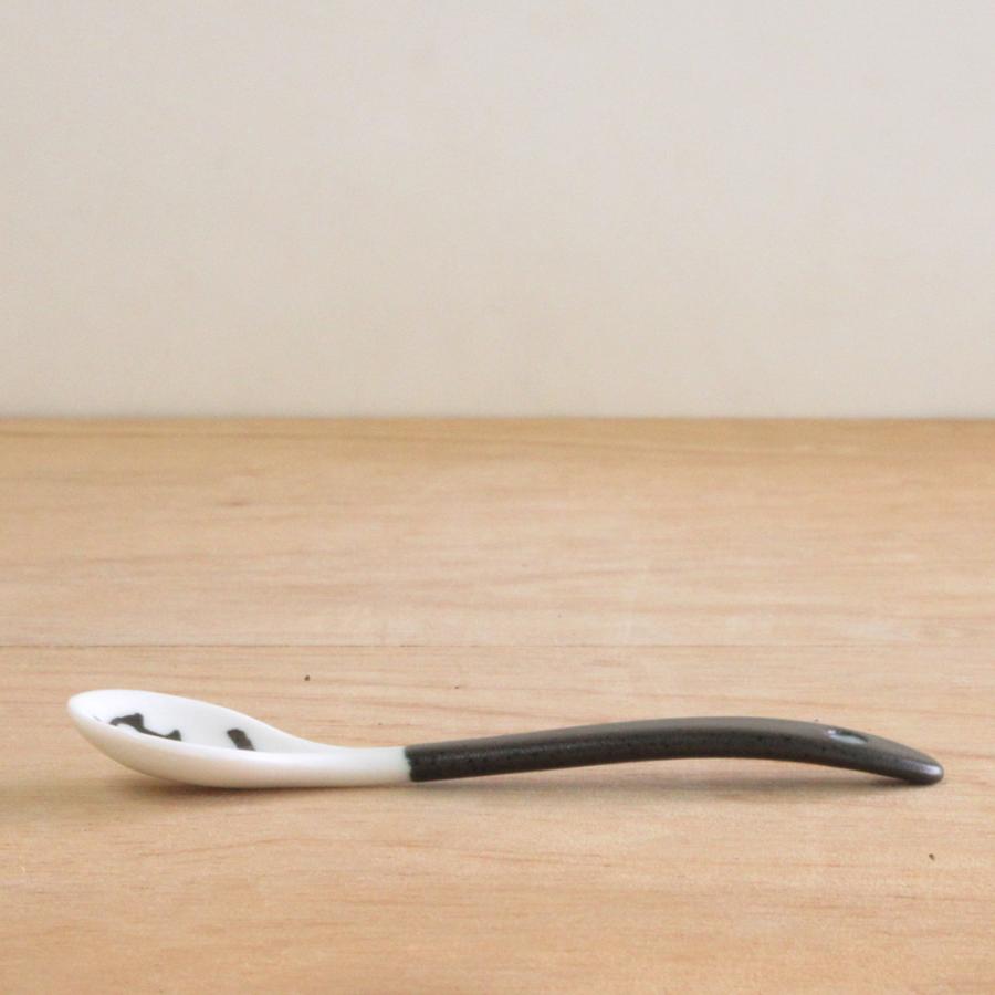 コーヒースプーン 黒ねこ 黒スプーン 陶器 美濃焼 24a490-37 : 四季彩