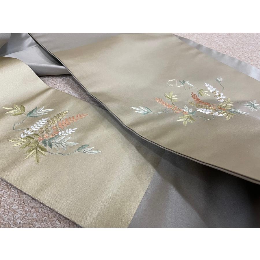 金箔に藤の花の刺繍が施された仕立てがり名古屋帯_2