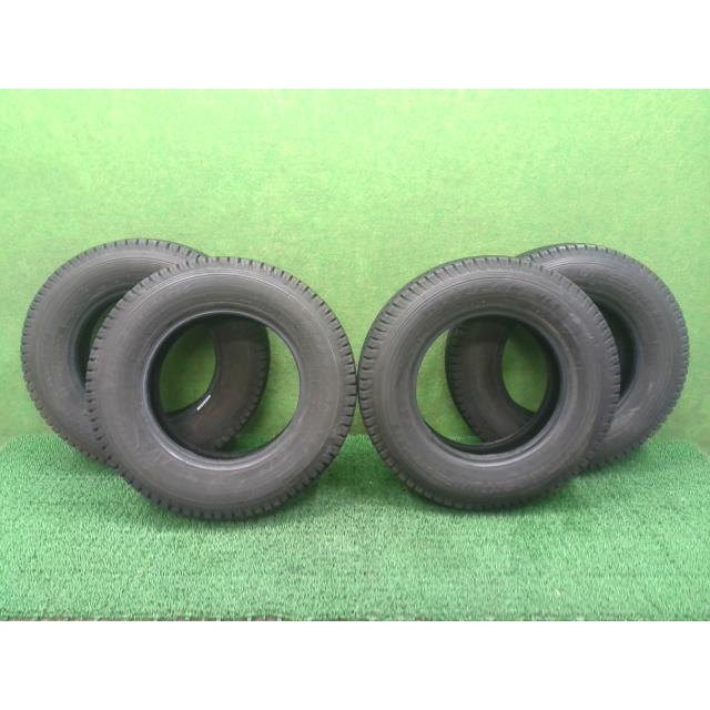中古スタッドレスタイヤ ブリヂストン BLIZZAK 145R12/6PR LT 4本 