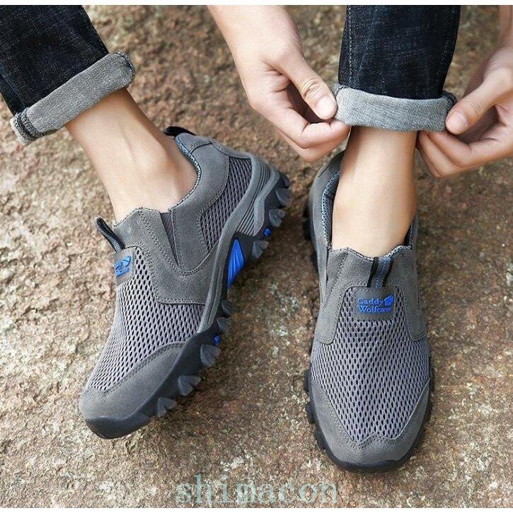 贅沢 シューズ スリッポンメンズ黒スニーカーローカット ウォーキングシューズスリッポンメンズスニーカーメンズ デッキシューズスニーカー靴無地通気性抜群履きやすい