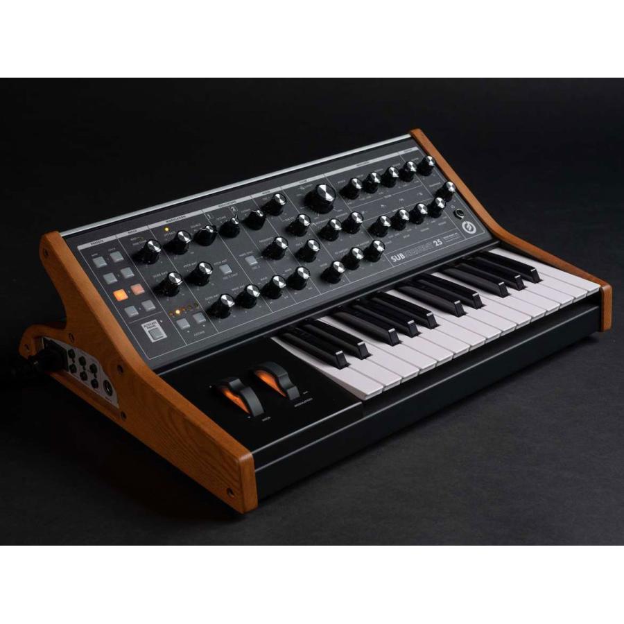 MOOG(シンセサイザー) moog モーグ Subsequent 25 パラ MOOG(シンセサイザー) moog モーグ Subsequent 25 パラ