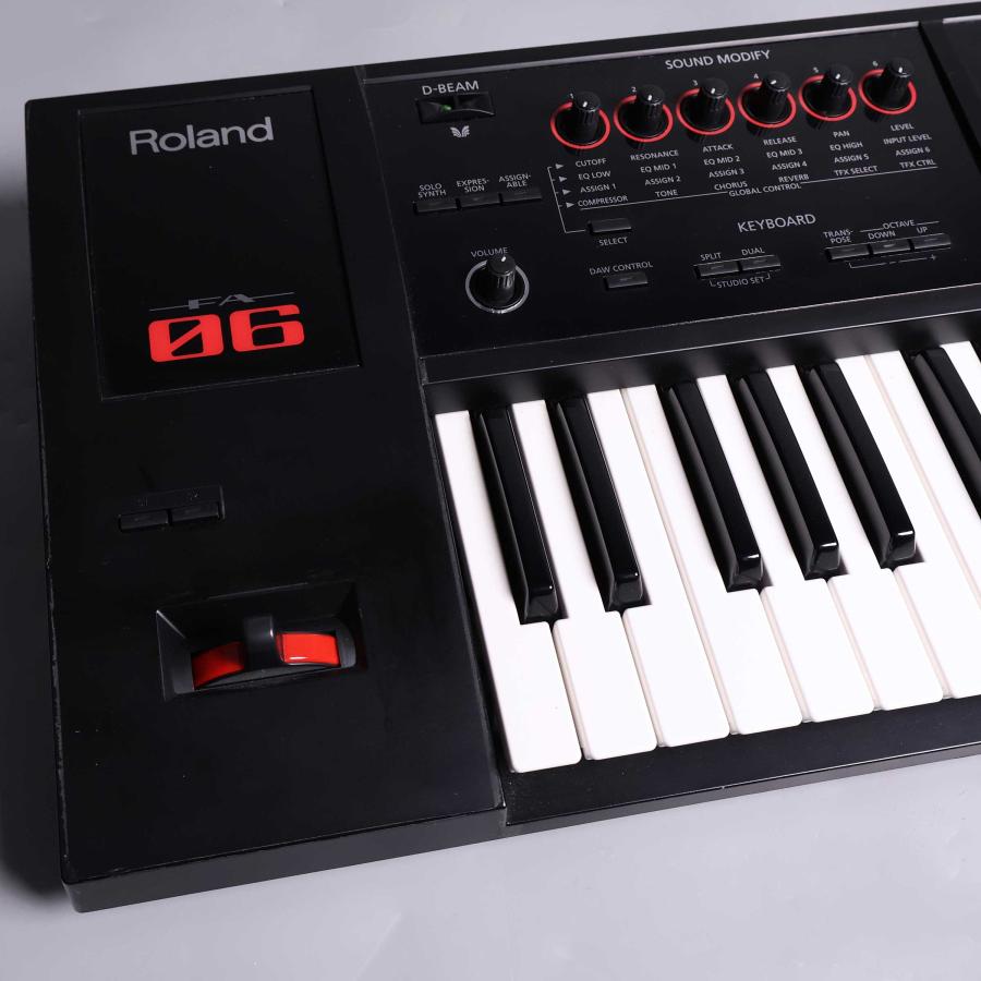 Roland ローランド FA-06 ブラック 61鍵盤シンセサイザー FA06