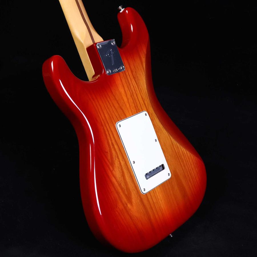 ノーブランド　チェリーバースト　ストラトキャスター　エレキギター Fender（フェンダー） Fender Player II Stratocaster HSS Aged Cherry