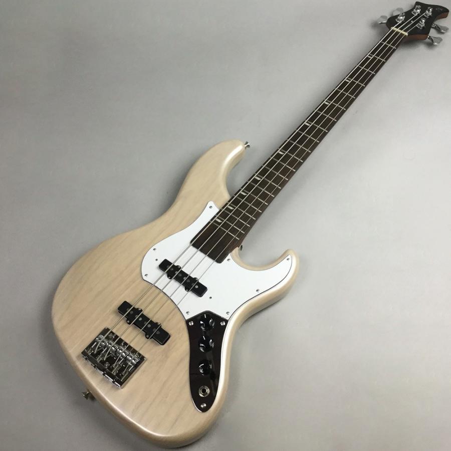 シンプルな RYOGA リョウガ Val-B443/R/TPW エレキベース 〔新宿PePe店