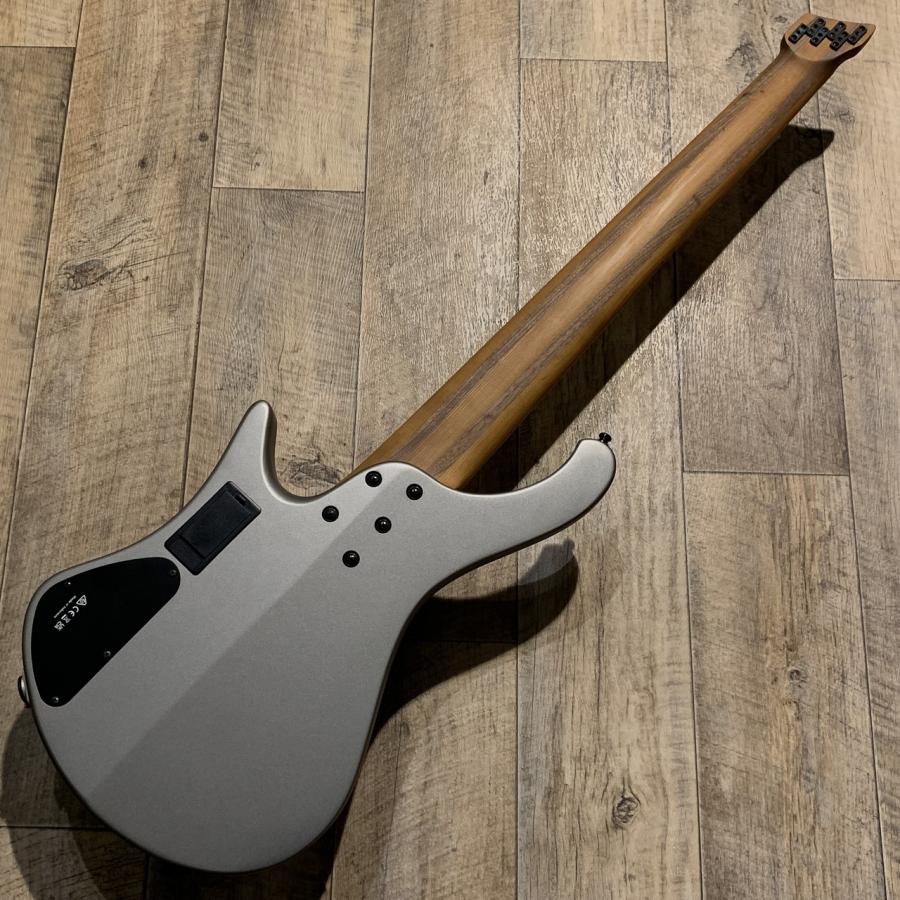 店舗同時販売中】IBANEZ アイバニーズ 6弦ベース 訳あり品