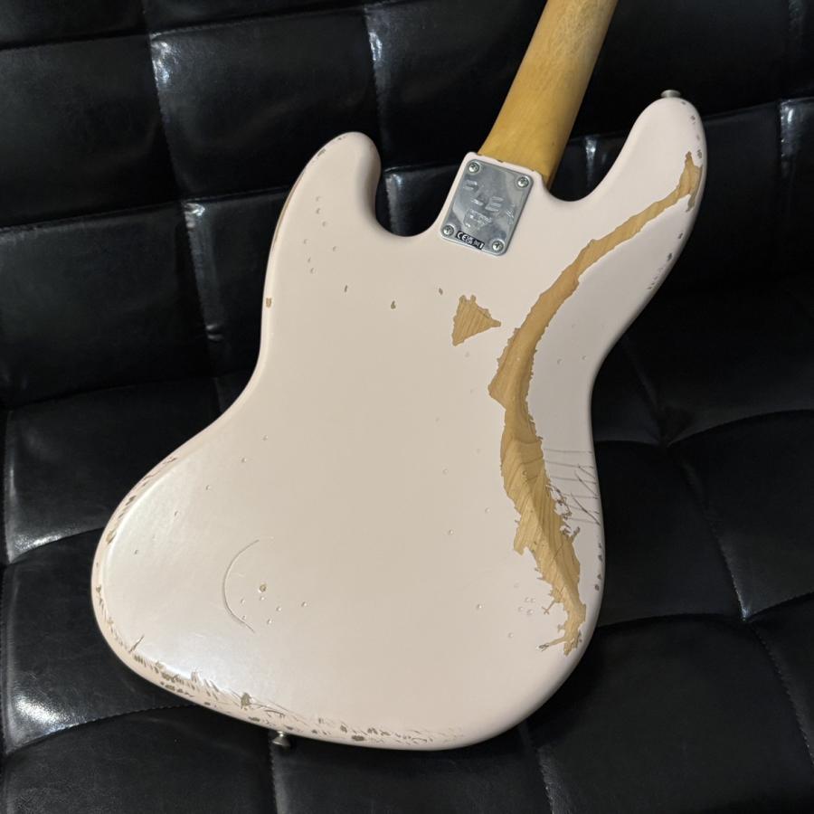 Fender（フェンダー） Flea Jazz Bass Shell Pink エレキベース Red