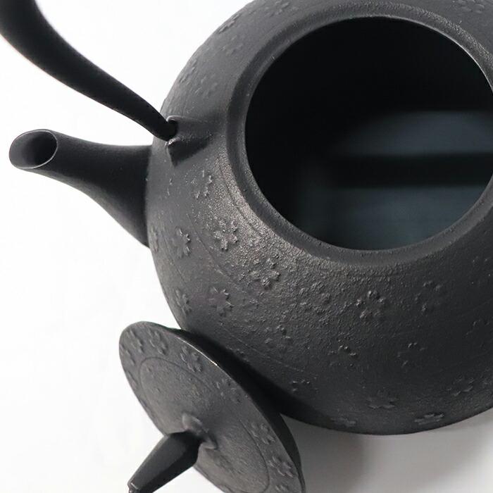 南部鉄器1.1ℓ 池永鉄工製　箱付き　鉄瓶　南部アラレ　IH対応 南部鉄器 アラレ 1.2L鉄瓶 直火 IH対応 及春鋳造所 日本製 ホーロー