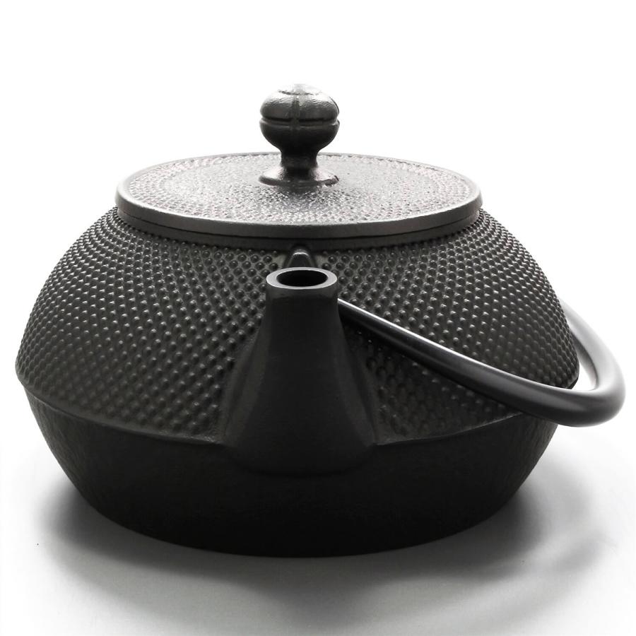 岩鋳（IWACHU） ＼ IH対応 ／ 南部鉄器 鉄瓶 7型アラレ 釜敷セット 黒