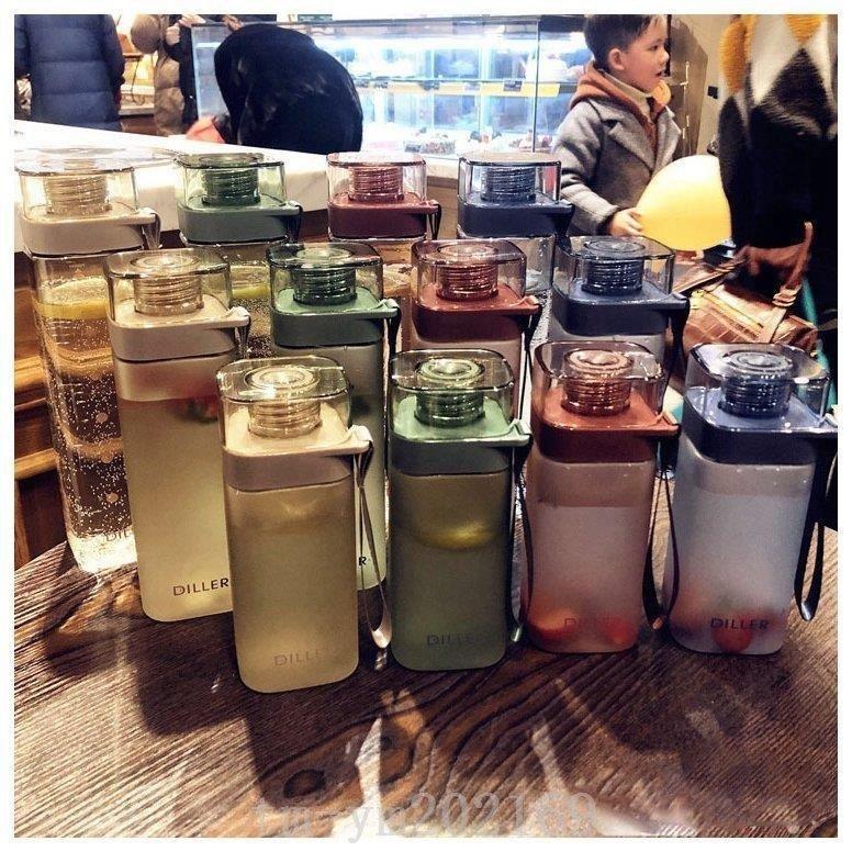 水筒おしゃれins風直飲みジム通勤ランニング体操ヨガ大容量透明夏用軽い便利プラスチックトレーニングボトル運動水筒スポーツボトルコップ 激安ブランド