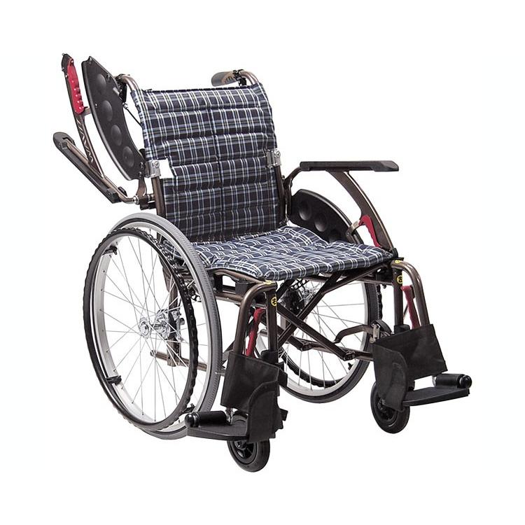 WAVIT+（ウェイビットプラス）　WAP22-40S　ソフトタイヤ仕様　自走用 / 座幅40cm　A13（カワムラサイクル）