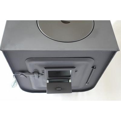 【美品】薪ストーブ　新保製作所　キャンプ　チョッパー　3面ガラス 新保製作所 ミニ 薪ストーブ 3面窓付 ”チョッパー”煙突 横出し ウッド