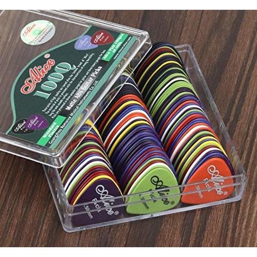 ギターピック ベース ピック 100枚入り 厚さ6種類 収納ケース付き ティアドロップ型 しもやな商店 通販 Yahoo ショッピング