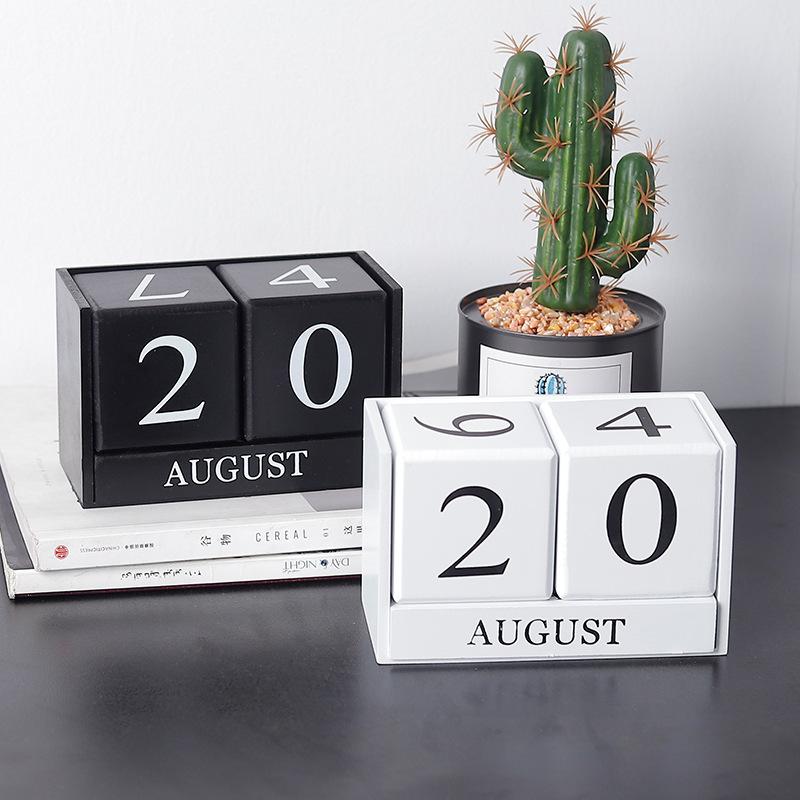 万年カレンダー 木製 カレンダー ウッドカレンダー 卓上カレンダー 日替わり 再利用可能 日めくりカレンダー おしゃれ