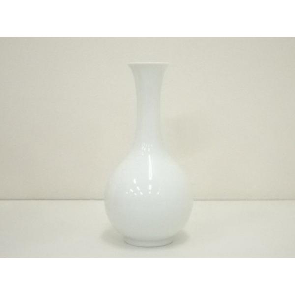 有田焼 俊右衛門の青白磁竹、梅、椿