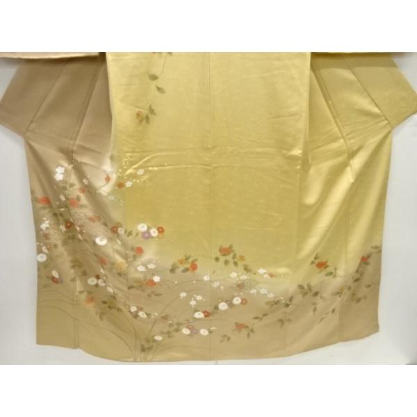 ys7493390; 地紙に菊・梅模様刺繍一つ紋訪問着【着】_2