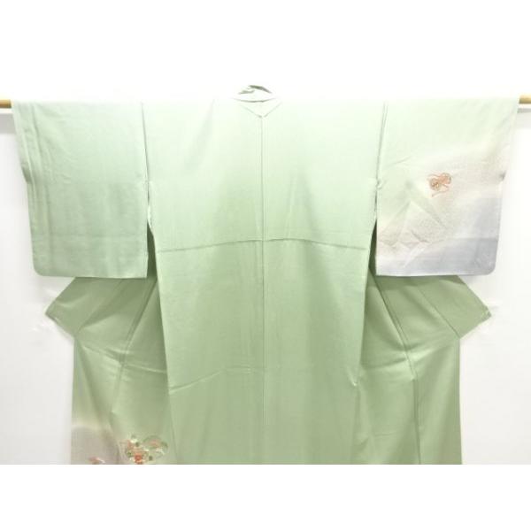 ys7708219; 地紙に松菊模様刺繍訪問着【着】_1