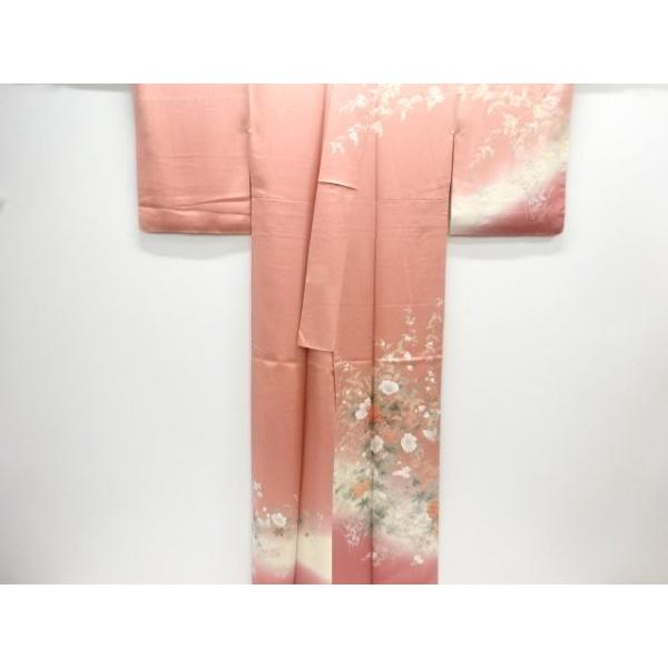 ys7775451; 未使用品　草花に蝶模様一つ紋訪問着【着】_7