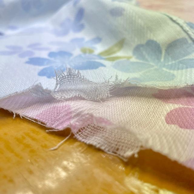 --三河木綿 お試し生地 カット売り 桜柄 ダブルガーゼ 巾２８×２００センチ 日本製 地域ブランド 肌触りがよい マスク生地 布 吸水 速乾 通気 ピンク ブルー |  | 03