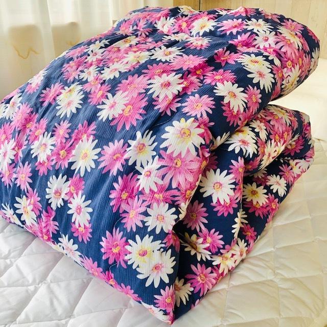 --高島ちぢみ 肌掛け布団 マーガレット 花柄 日本製 高島ちぢみ 涼感素材 綿100％ 綿 涼しい 気持ち良い肌触り 夏用 BL 滋賀県 肌布団  150×200センチ |  | 03