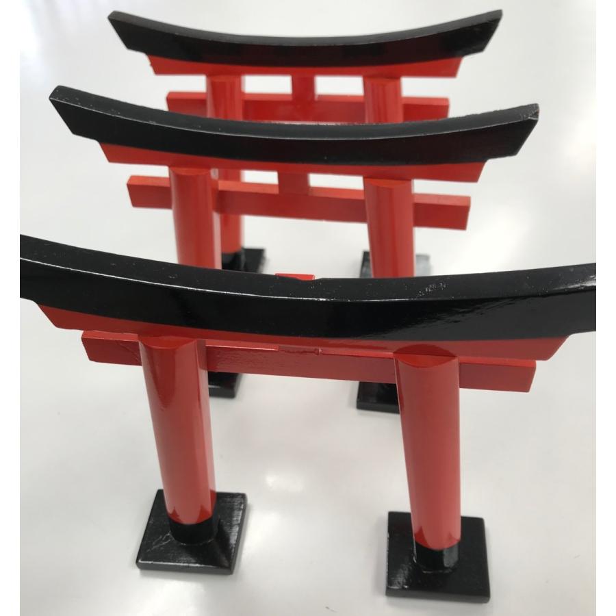 お部屋にも屋外にも。木製ミニ鳥居【小】☆送料見直し☆1〜2点ご注文時