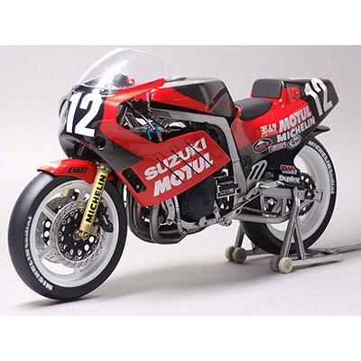 フジミ模型 スズキGSX-R750ヨシムラ 1986年TT-F1仕様 1/12 バイク 