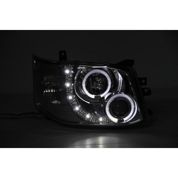ハイエース 200系 3型 LEDイカリング付 プロジェクター ヘッドライト