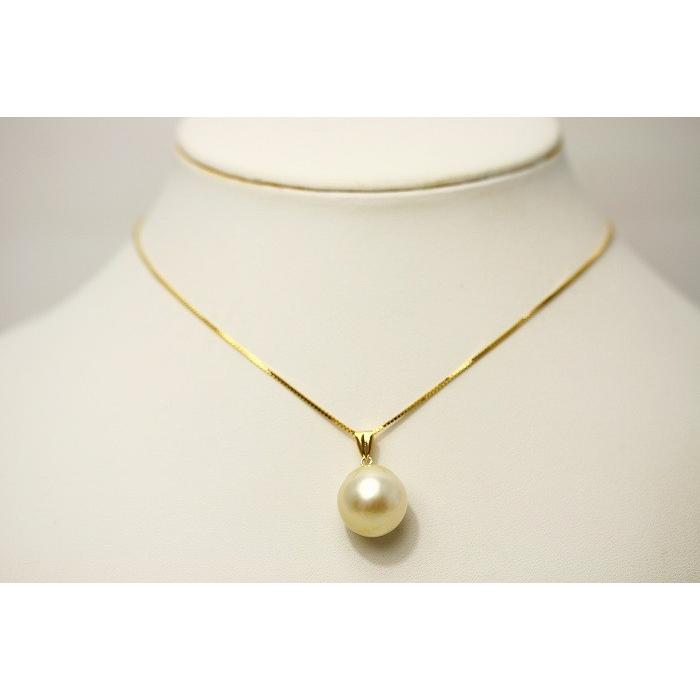 南洋白蝶真珠パールペンダントトップ 14mm クリームカラー K18製 