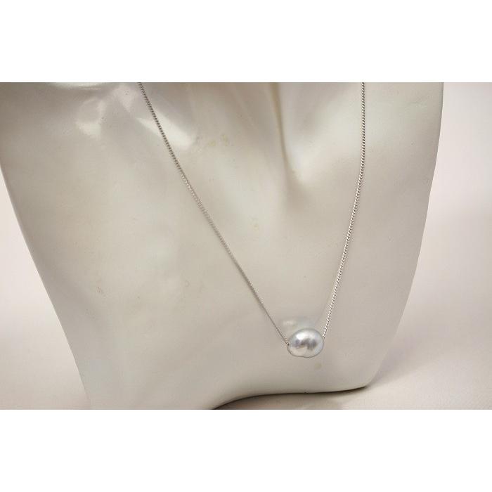 南洋白蝶真珠スルーパールネックレス 14×12mm シルバーカラー シルバー  