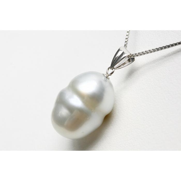 南洋白蝶真珠パールペンダントトップ 18×12mm ホワイトカラー K14WG製 