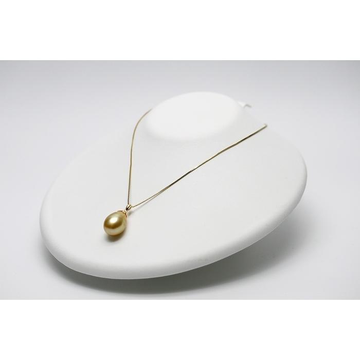 南洋白蝶真珠パールペンダントトップ 18×14mm ナチュラルゴールド 