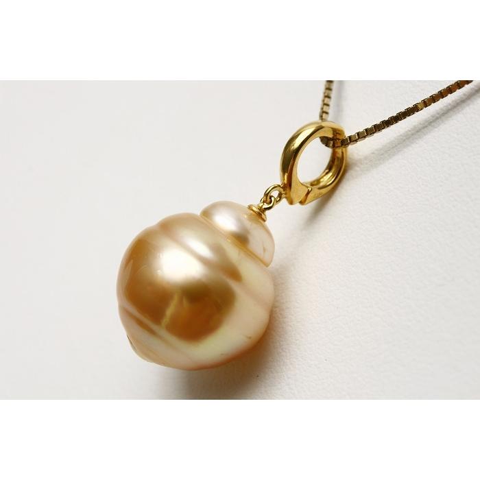 南洋白蝶真珠パールペンダントトップ 14mm ナチュラルゴールドカラー 