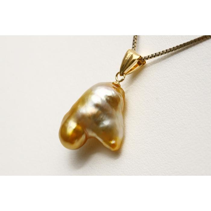 南洋白蝶真珠パールペンダントトップ ケシ 18×14mm ナチュラルゴールド 