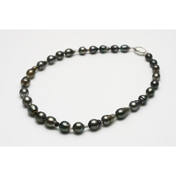 タヒチ黒蝶真珠パールネックレス 10-8mm ブラックカラー : 真珠