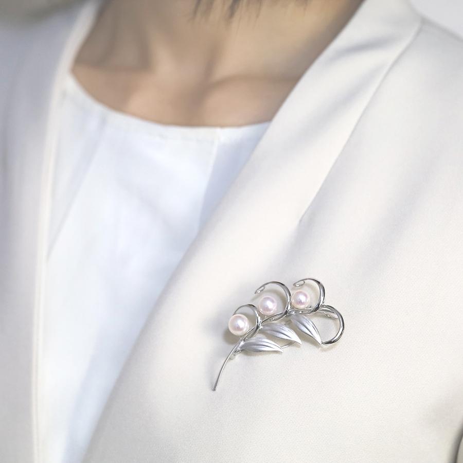 本真珠 あこやパール ブローチ フォーマル セレモニー 冠婚葬祭 パーティー シルバー製 国産 上品 新生活 就職祝い 母の日 プレゼント ラッピング puの画像