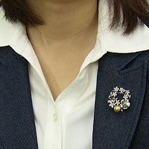 ブローチ 花 パール 真珠 3WAY ピンブローチ 南洋白蝶真珠 ゴールド系 直径10mm 黒蝶貝 花モチーフ シルバー 送料無料 プレゼント ギフト ご褒美 自分買い puの画像