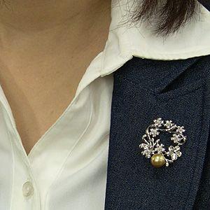 ブローチ 花 パール 真珠 3WAY ピンブローチ 南洋白蝶真珠 ゴールド系 直径10mm 黒蝶貝 花モチーフ シルバー 送料無料 プレゼント ギフト ご褒美 自分買い puの画像
