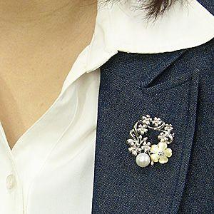 ブローチ 花 パール 真珠 3WAY ピンブローチ 南洋白蝶真珠 ホワイト系 直径10mm 黄蝶貝 花モチーフ シルバー 送料無料 プレゼント ギフト ご褒美 自分買い puの画像