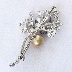 ブローチ 花 パール 真珠 南洋白蝶真珠 ゴールド系 直径10mm 黒蝶貝 フラワー 花モチーフ シルバー 送料無料 フォーマル プレゼント ギフト 自分買い puの画像