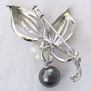 ブローチ 花 パール 真珠 タヒチ黒蝶真珠 グリーン系 直径10mm 白蝶貝 フラワー 花モチーフ シルバー 送料無料 フォーマル プレゼント ギフト 自分買い puの画像